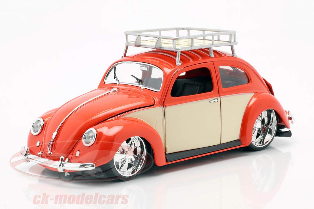 Maisto 1:18 Volkswagen VW Käfer Baujahr 1951 rot / creme