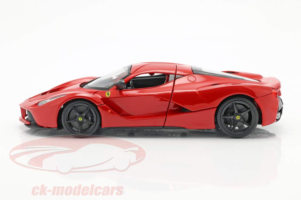 Ferrari LaFerrari red 1:18 Bburago