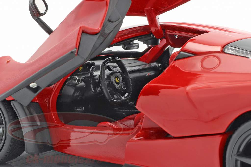 Ferrari LaFerrari red 1:18 Bburago
