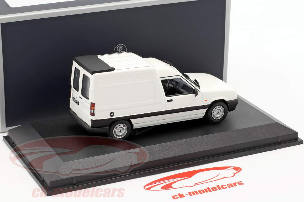 Renault Express année de construction 1995 glace blanc 1:43 Norev