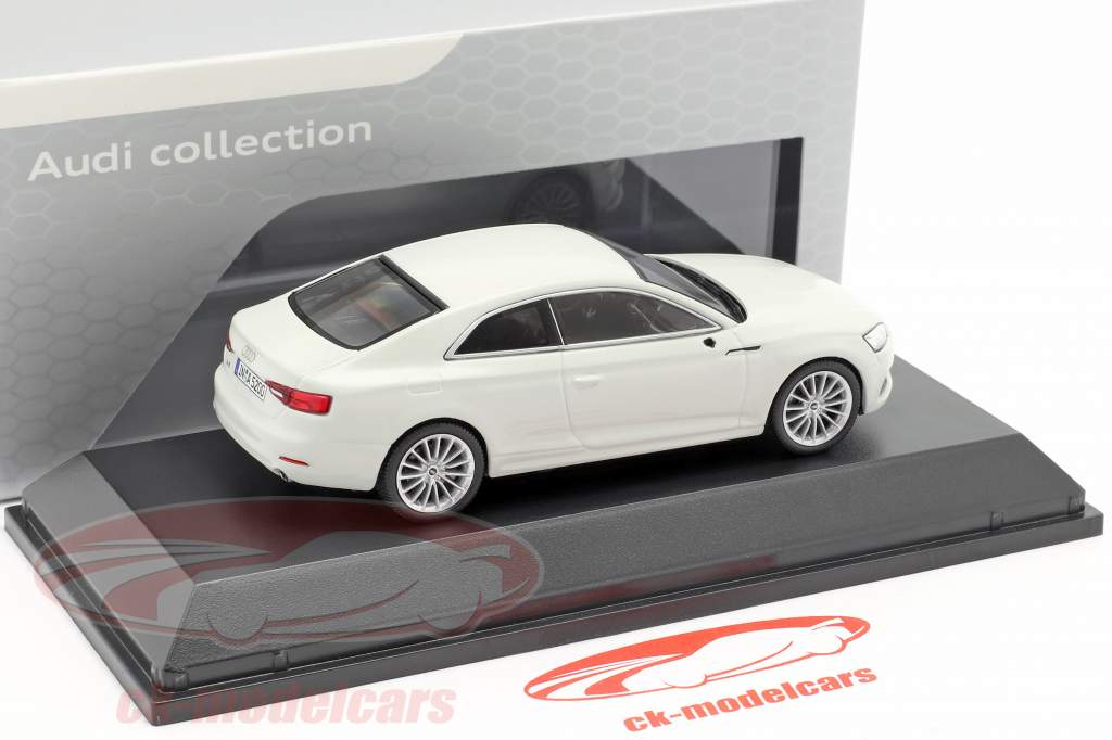 Audi A5 Coupe gletscher hvid 1:43 Spark