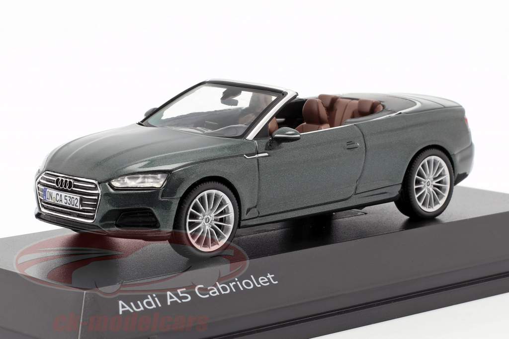 Audi A5 Cabriolet année de construction 2017 vert Gotland 1:43 Spark