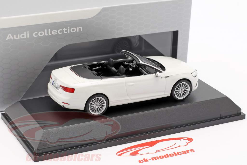 Audi A5 Cabriolet Bouwjaar 2017 tofana wit 1:43 Spark