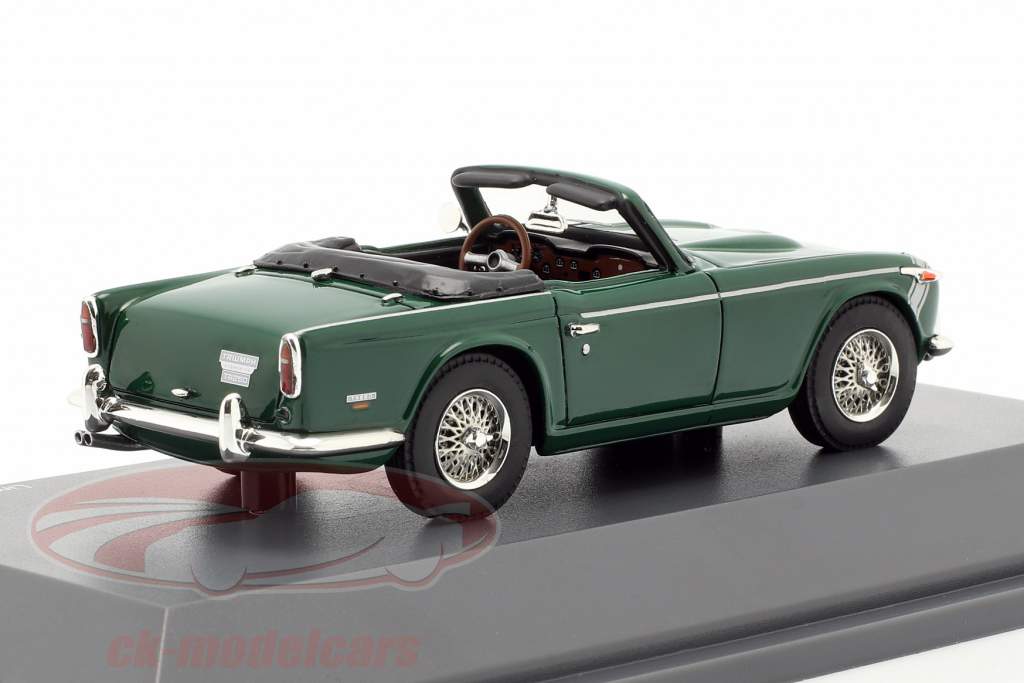 Triumph TR250 british racing verde 1:43 Schuco