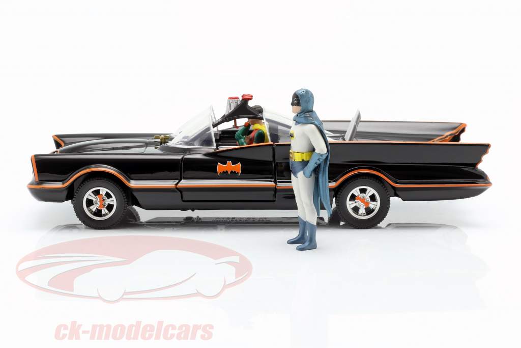 Batmobile with Batman and Robin figure Classic TV-Serie 1966 1:24 Jada Toys