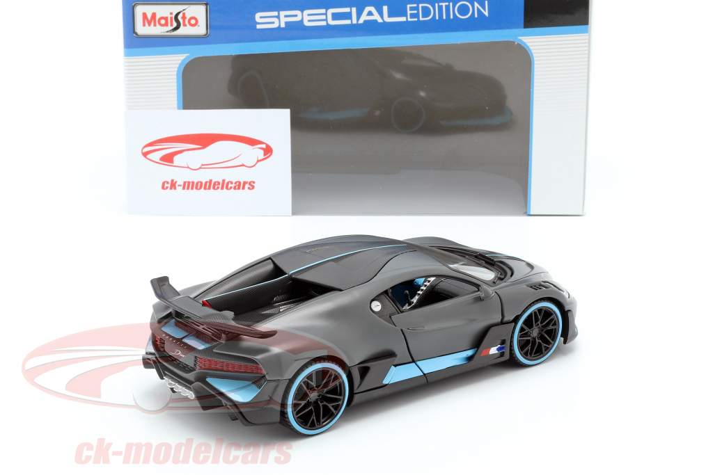 Bugatti Divo année de construction 2018 natte gris / lumière bleu 1:24 Maisto