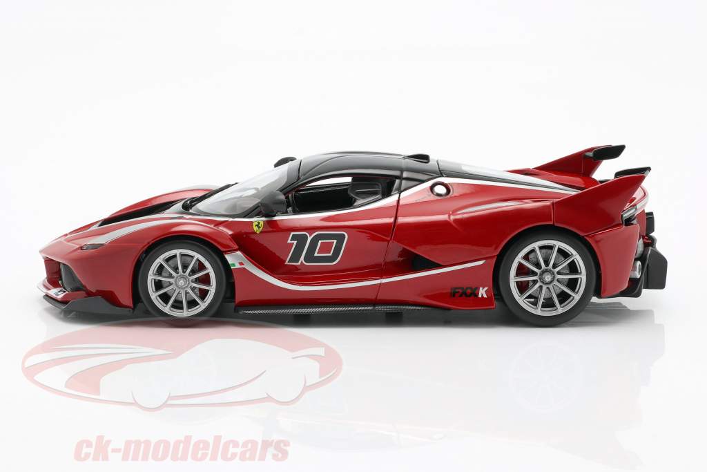 Ferrari FXX-K #10 red 1:24 Bburago