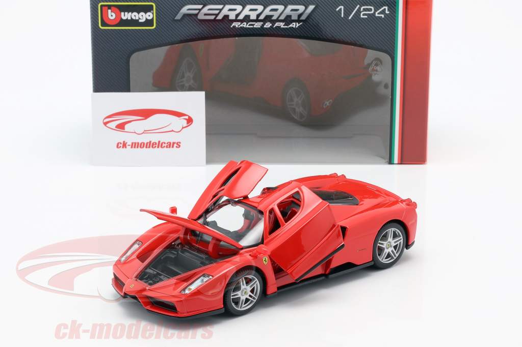 Ferrari Enzo 建設年 2002-2004 赤 1:24 Bburago