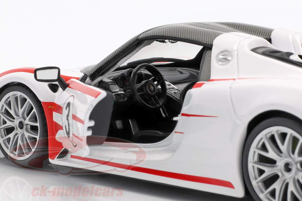 Porsche 918 Spyder Weissach #3 branco 1:24 Bburago