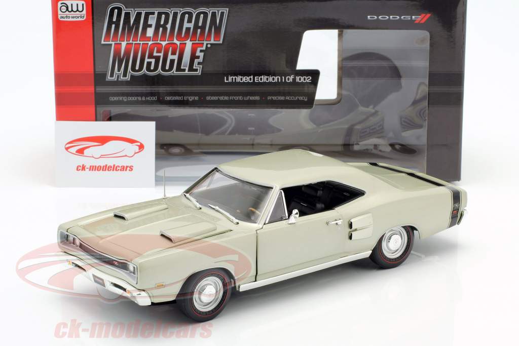 Dodge Coronet R/T Byggeår 1969 sølvgrøn metallisk 1:18 Autoworld