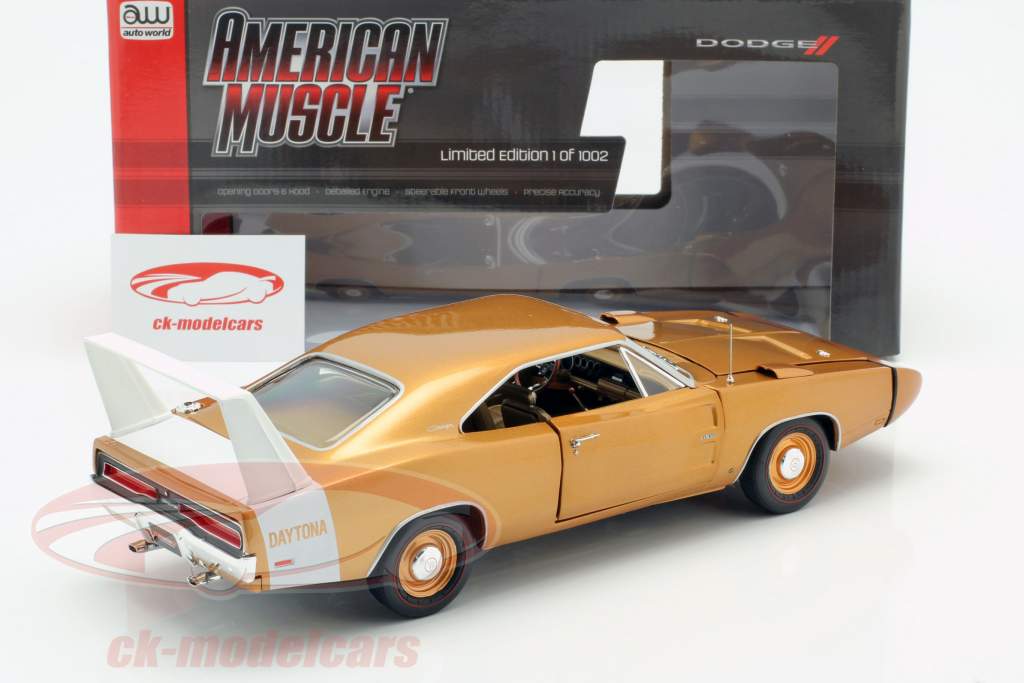 Dodge Charger Daytona Año de construcción 1969 bronce metálico 1:18 Autoworld