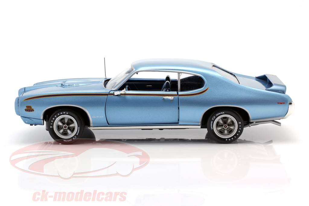 Pontiac GTO Judge Año de construcción 1969 azul metálico 1:18 Autoworld