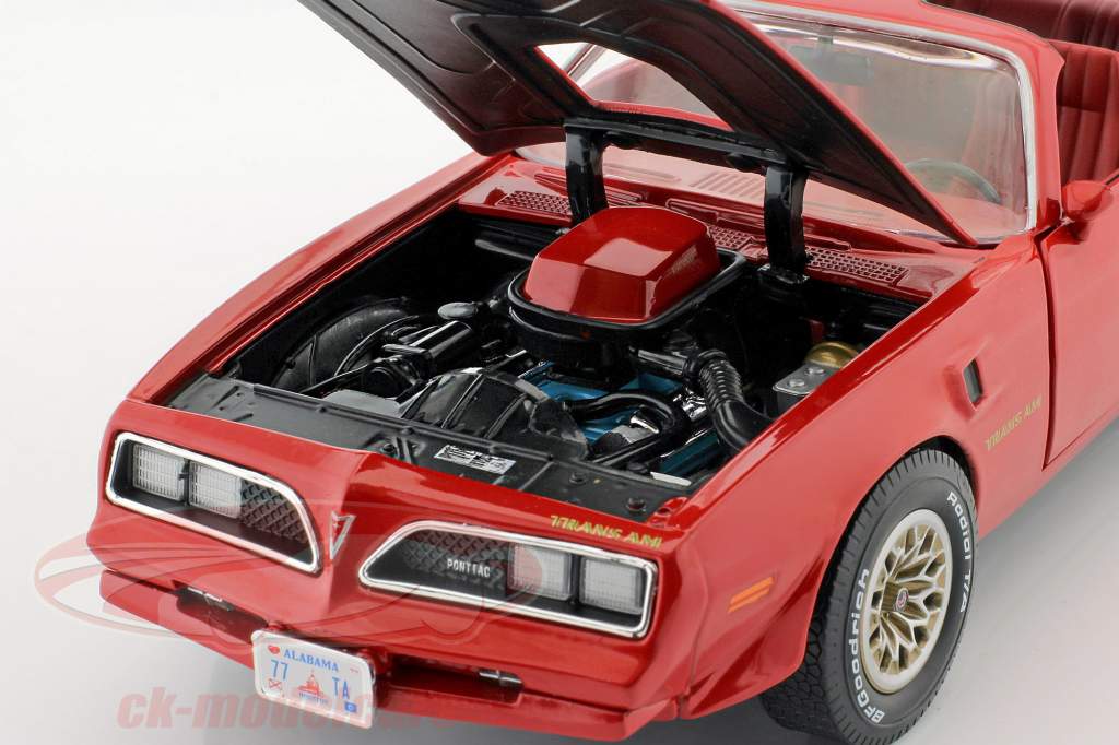 Pontiac Firebird Trans Am year 1977 red 1:18 Autoworld