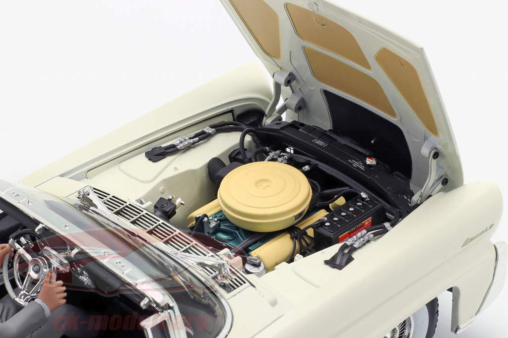 Lincoln Continental MK III Cabriolet 1958 J. F. Kennedy avec figurines 1:18 SunStar