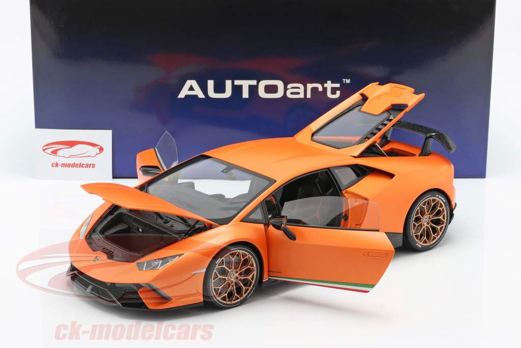 Lamborghini Huracan Performante Ano de construção 2017 anthaeus laranja 1:12 AUTOart