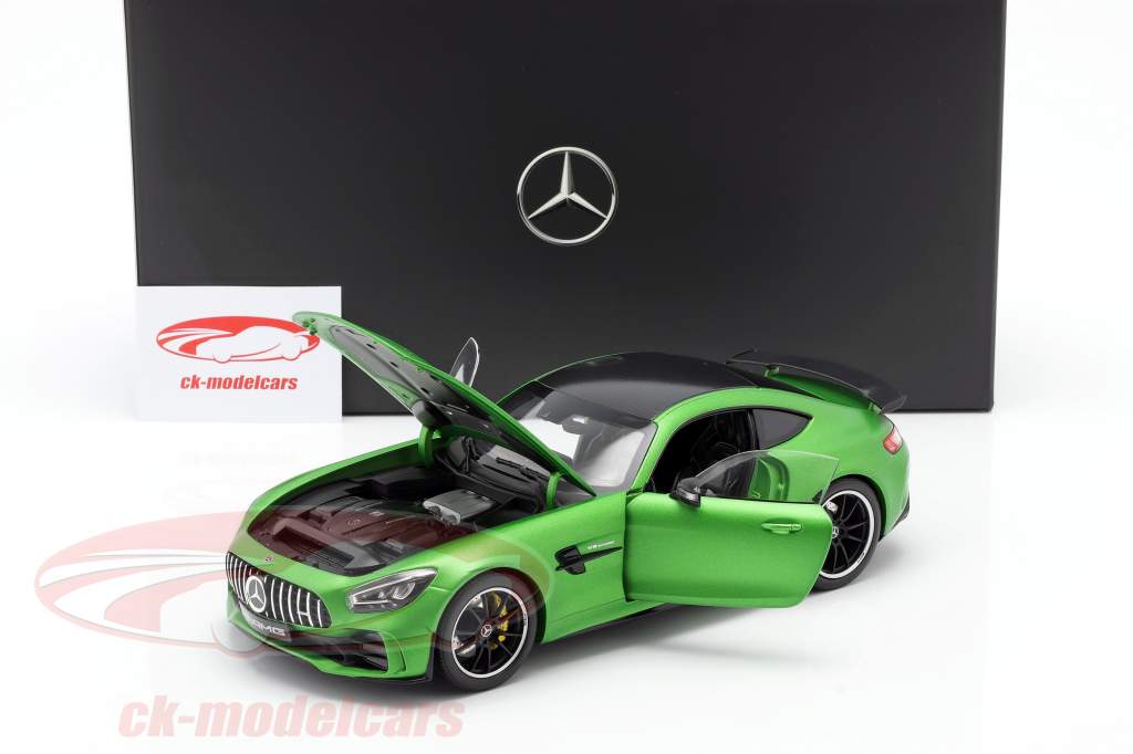 Mercedes-Benz AMG GT R Coupé (C190) green hell magno 1:18 Norev