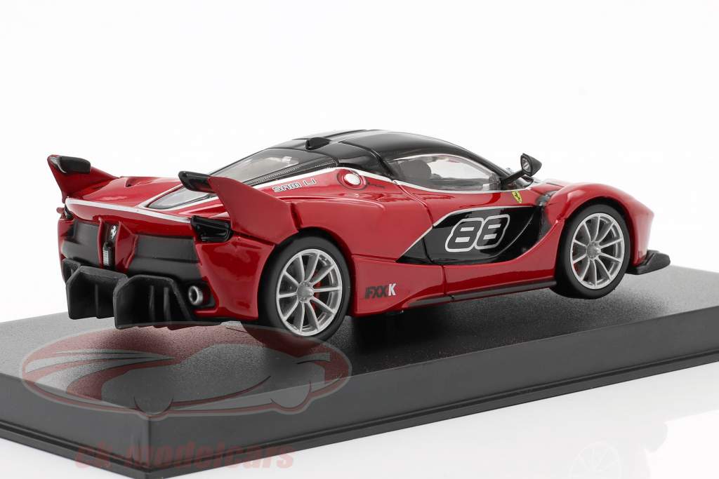 Ferrari FXX-K #88 红 / 黑 1:43 Bburago Signature
