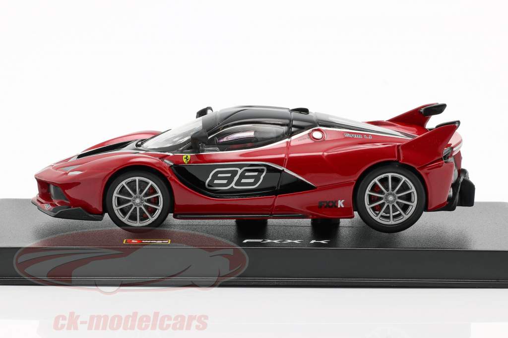 Ferrari FXX-K #88 rouge / noir 1:43 Bburago Signature