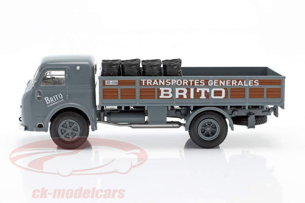 Pegaso I Platte vrachtwagen Brito Bouwjaar 1946 grijs / bruin 1:43 Altaya