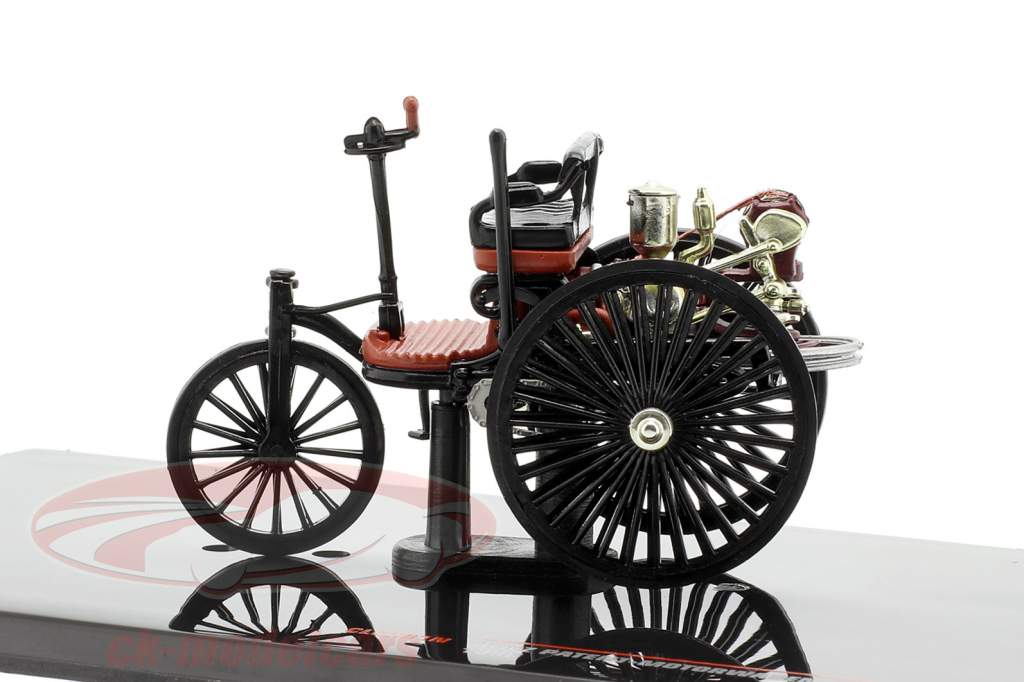 Benz 专利汽车 建设年份 1886 黑色的 / 红褐色 1:43 Ixo