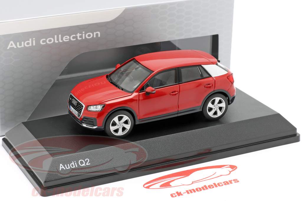 Audi Q2 タンゴ 赤 1:43 iScale