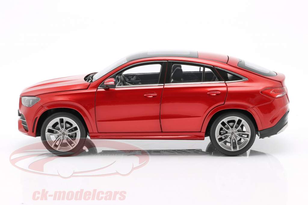 Mercedes-Benz GLE Coupe (C167) designo jacinto vermelho metálico 1:18 iScale
