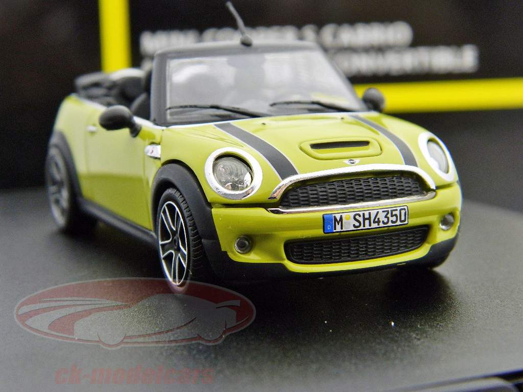 Mini Cooper Cabriolet jaune 1:43 AutoArt