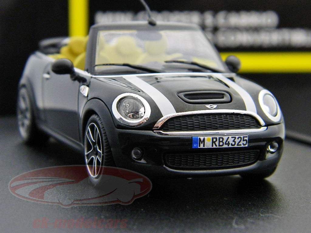 Mini Cooper Convertible noir / noir 1:43 AutoArt