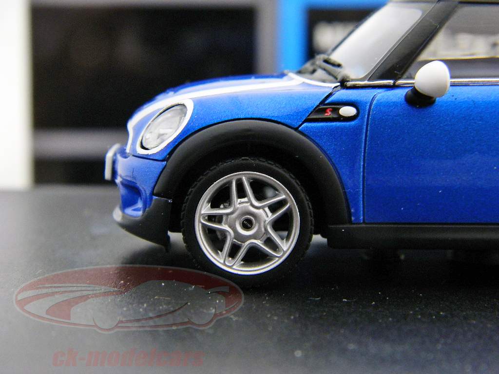 Mini Cooper S blau / blue 1:43 AutoArt