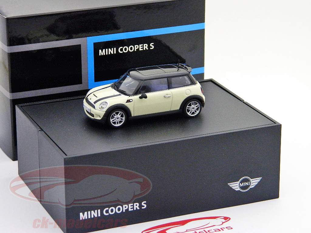 Mini Cooper S weiß / white 1:43 AutoArt