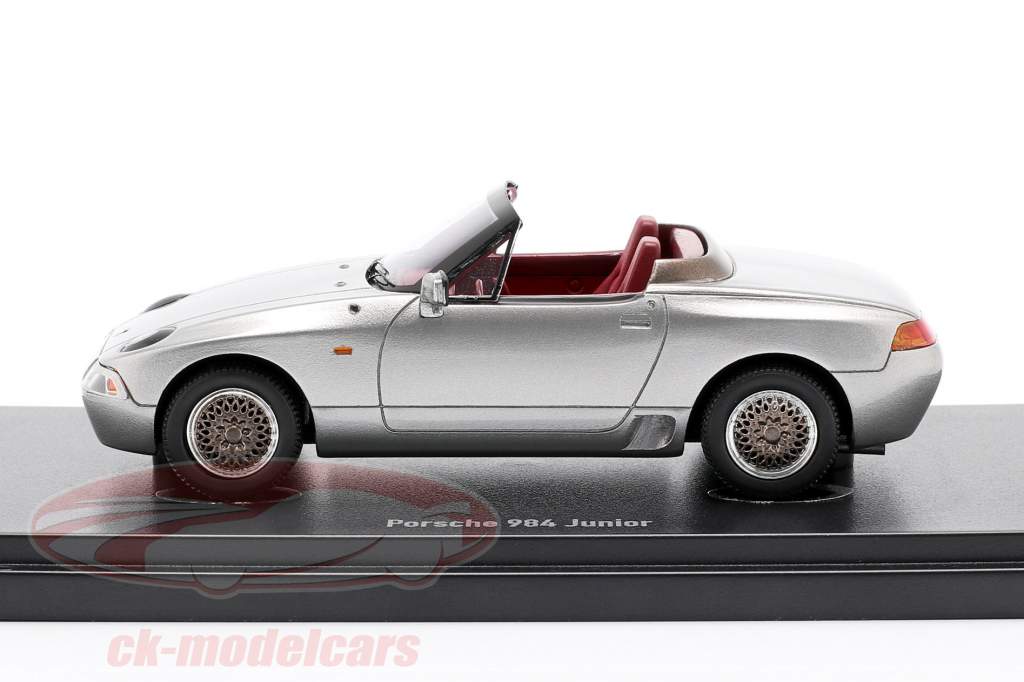 Porsche 984 Junior prototype 1987 sølv 1:43 AutoCult