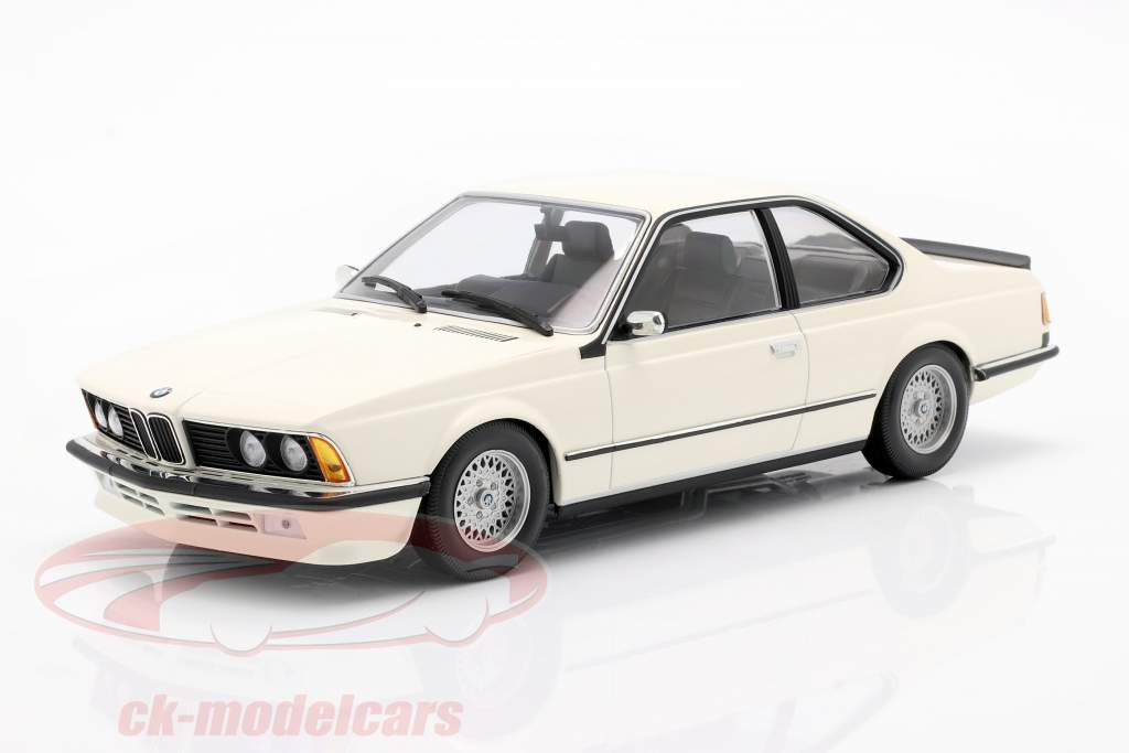 BMW 635 CSi (E24) Année de construction 1982 blanc 1:18 Minichamps