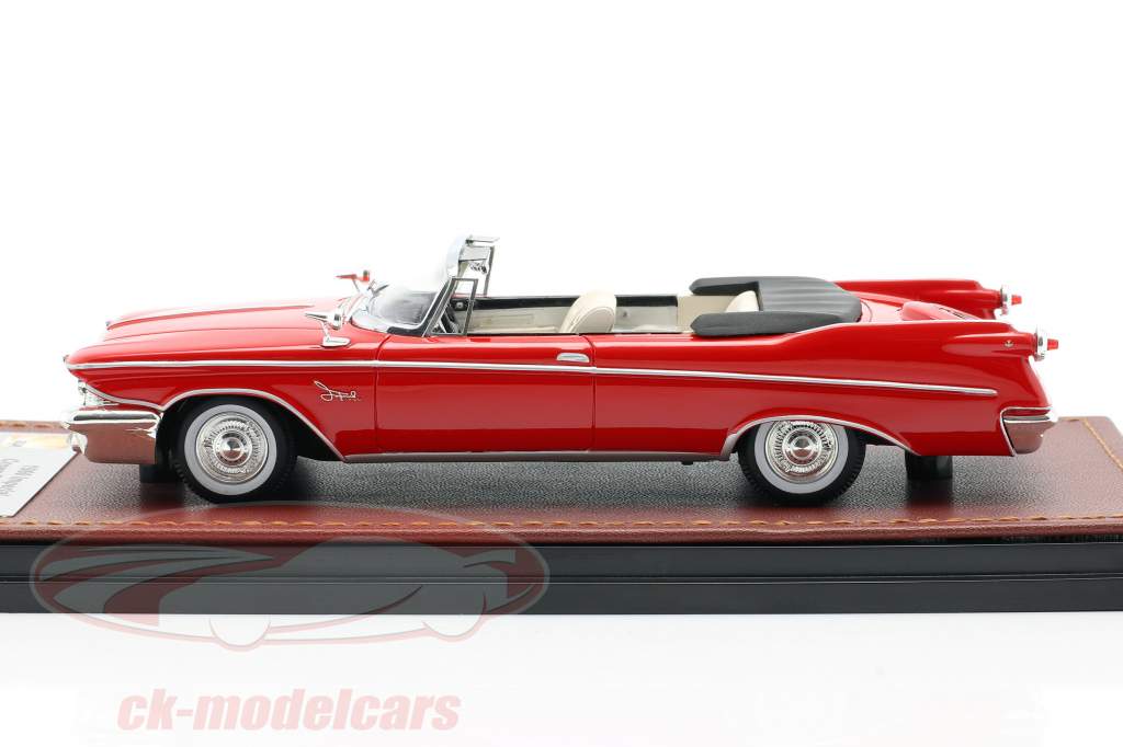 Imperial Crown Convertible Open Top Byggeår 1960 rød 1:43 GLM