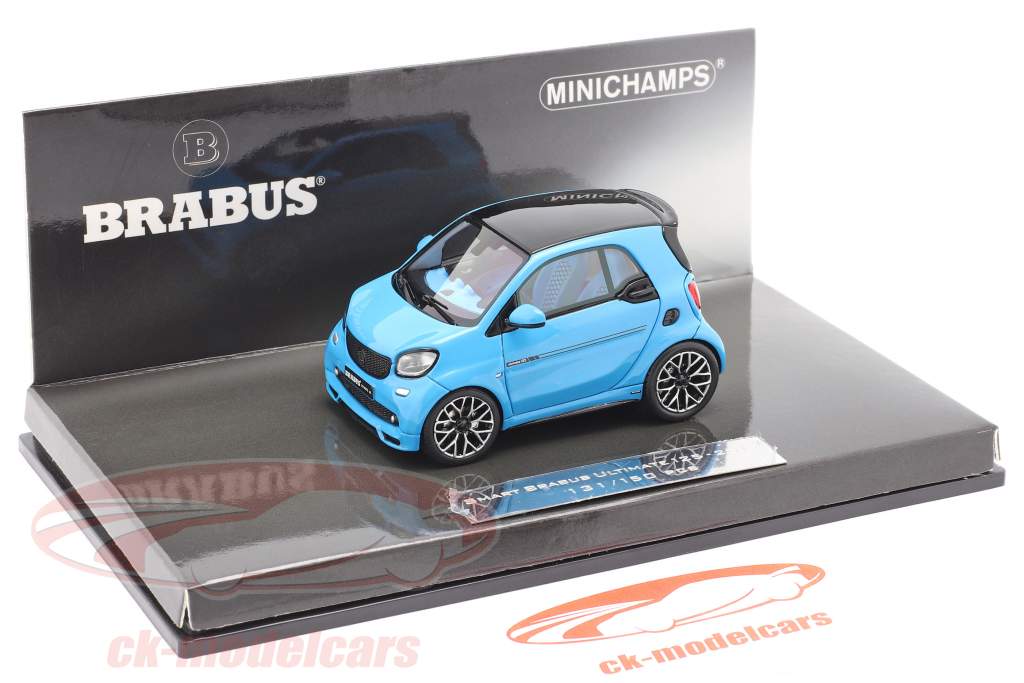 Smart Brabus Ultimate 125 建設年 2017 青 1:43 Minichamps