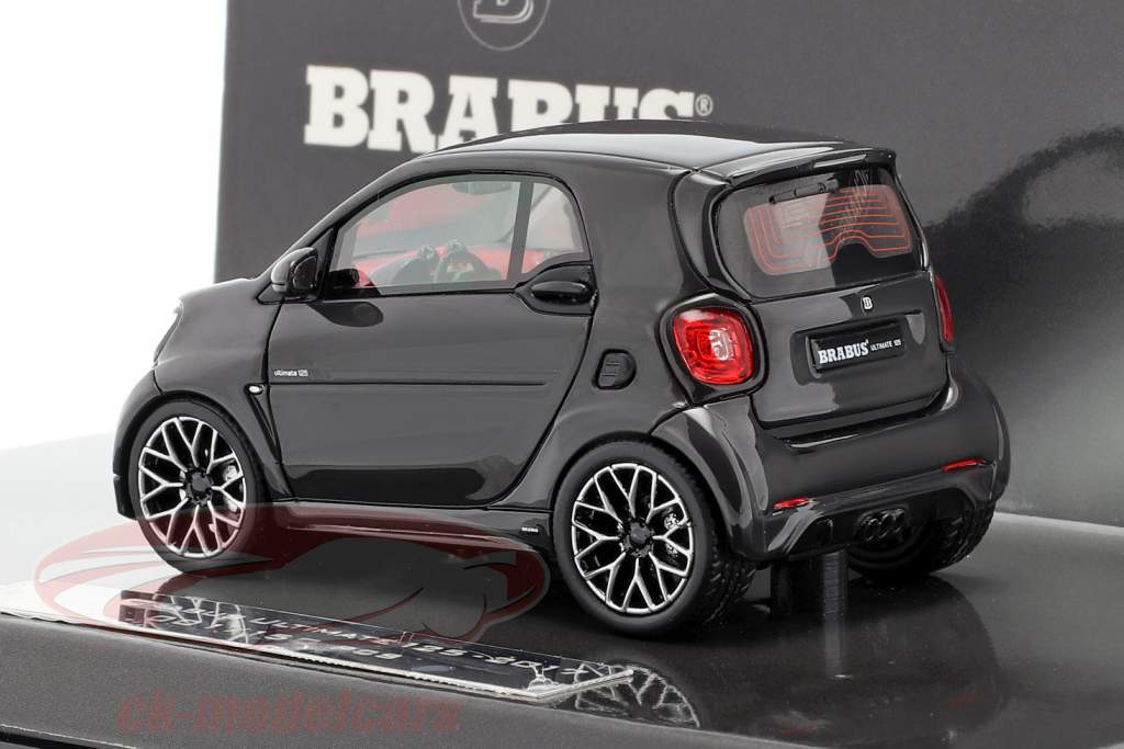 Smart Brabus Ultimate 125 Anno di costruzione 2017 nero 1:43 Minichamps