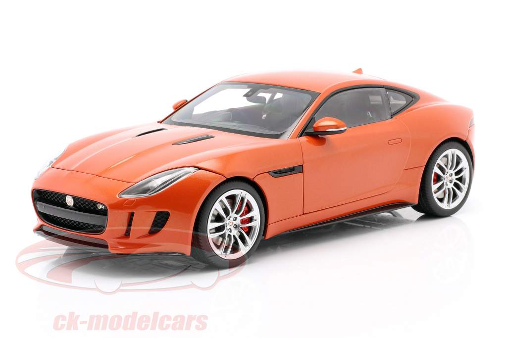 Jaguar F-Type R Coupe Year 2015 orange metallic 1:18 AUTOart