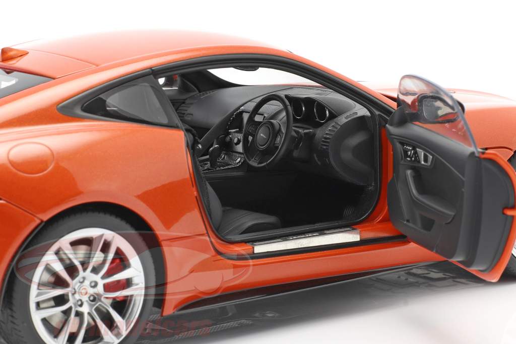 Jaguar F-Type R Coupe år 2015 appelsin metallic 1:18 AUTOart
