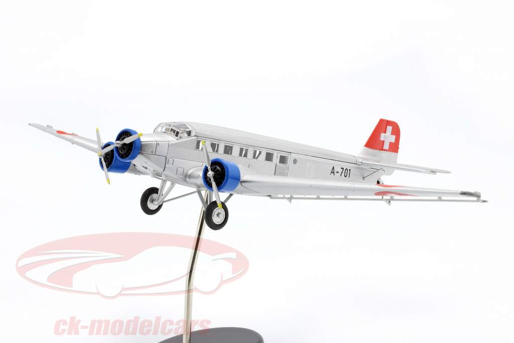 Junkers Ju52/3m plane 1932-52 Swiss air force 1:72 Schuco
