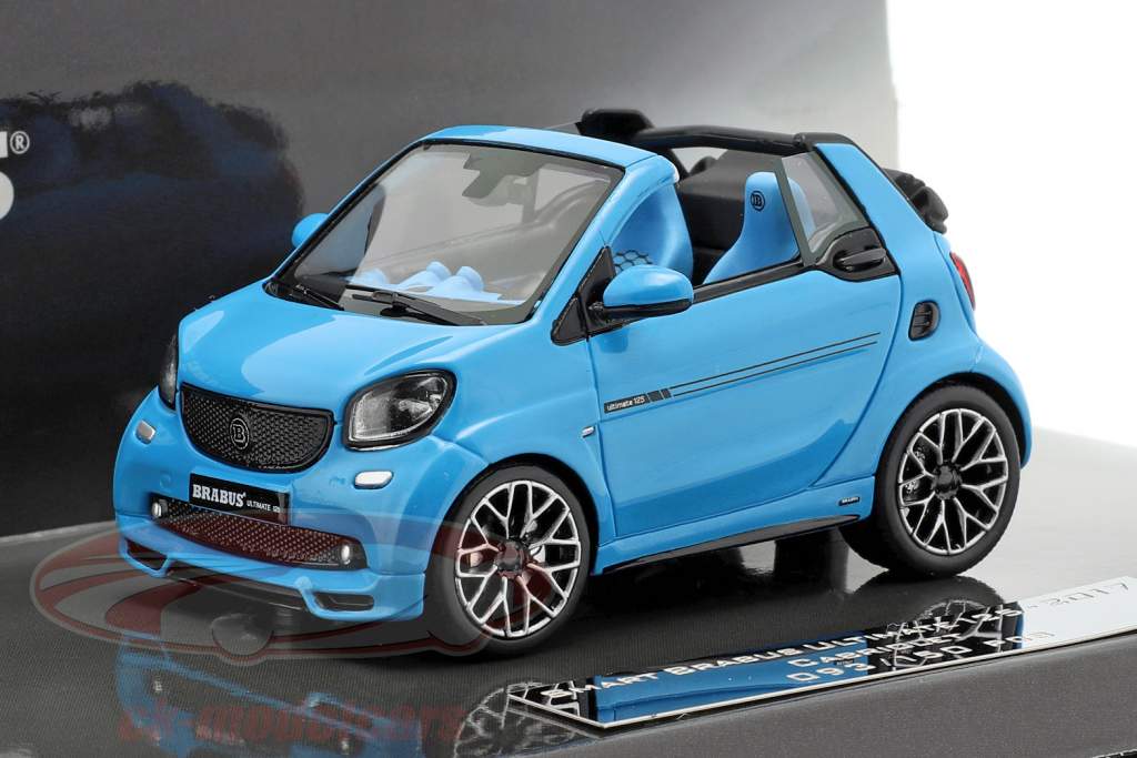 Smart Brabus Ultimate 125 Cabriolet Byggeår 2017 blå 1:43 Minichamps