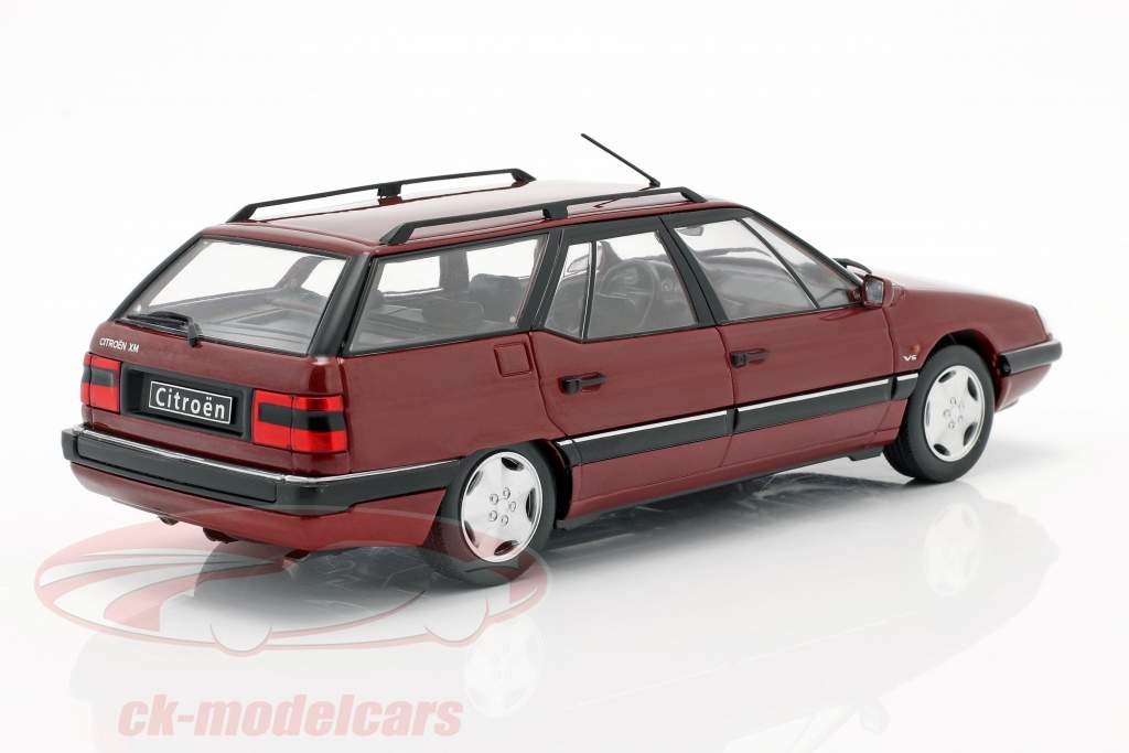 Citroen XM Break dark red metallic 1:24 WhiteBox