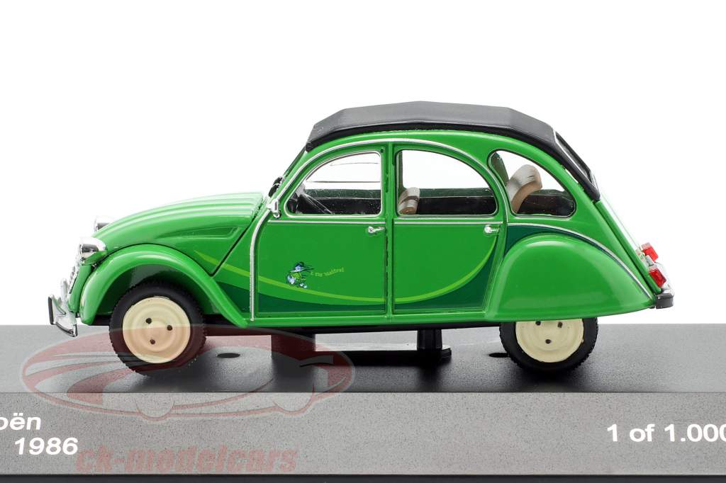 Citroen 2CV année de construction 1986 vert 1:43 WhiteBox