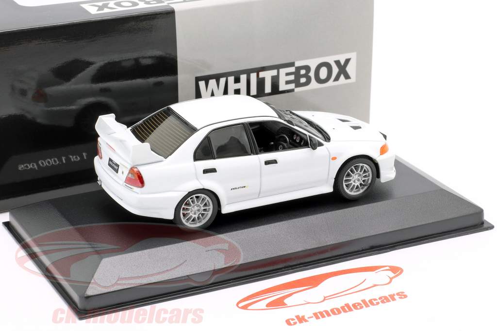 Mitsubishi Lancer Evo V RHD wit 1:43 WhiteBox