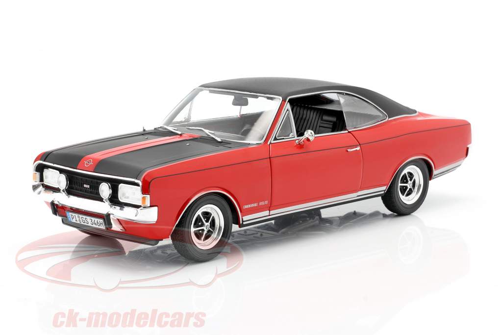 Opel Commodore GS/E красный / черный 1:18 Revell
