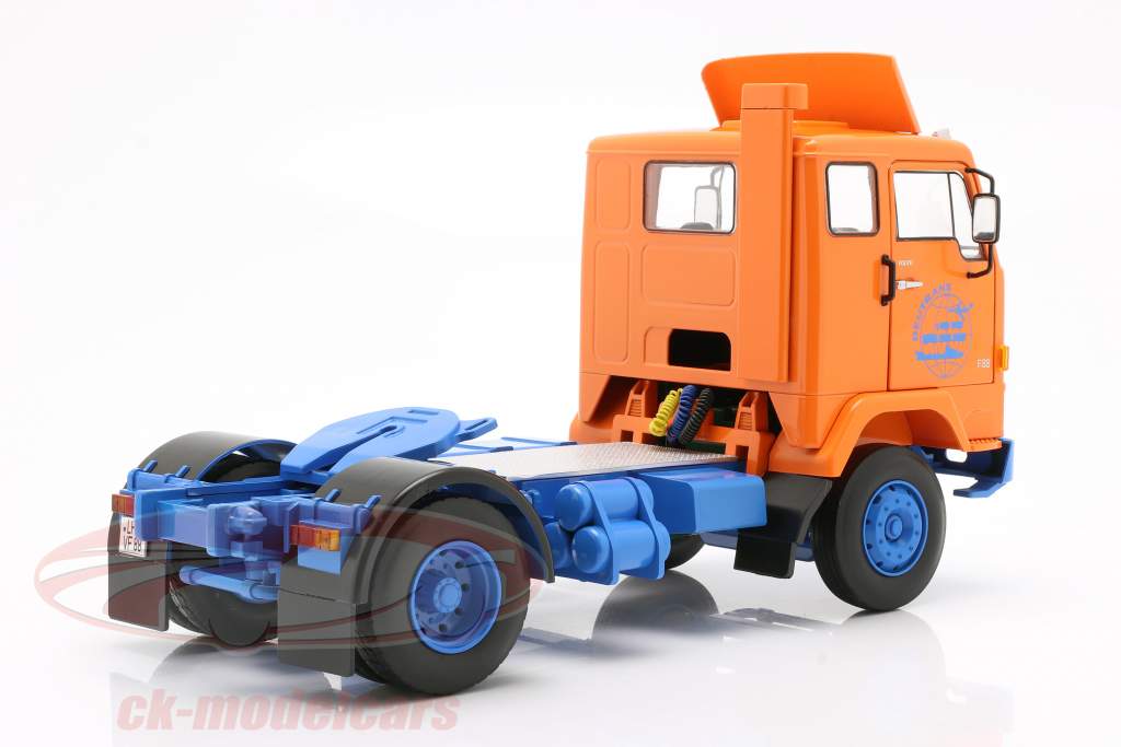Road Kings 1:18 Volvo F88 Deutrans Truck year 1965 orange