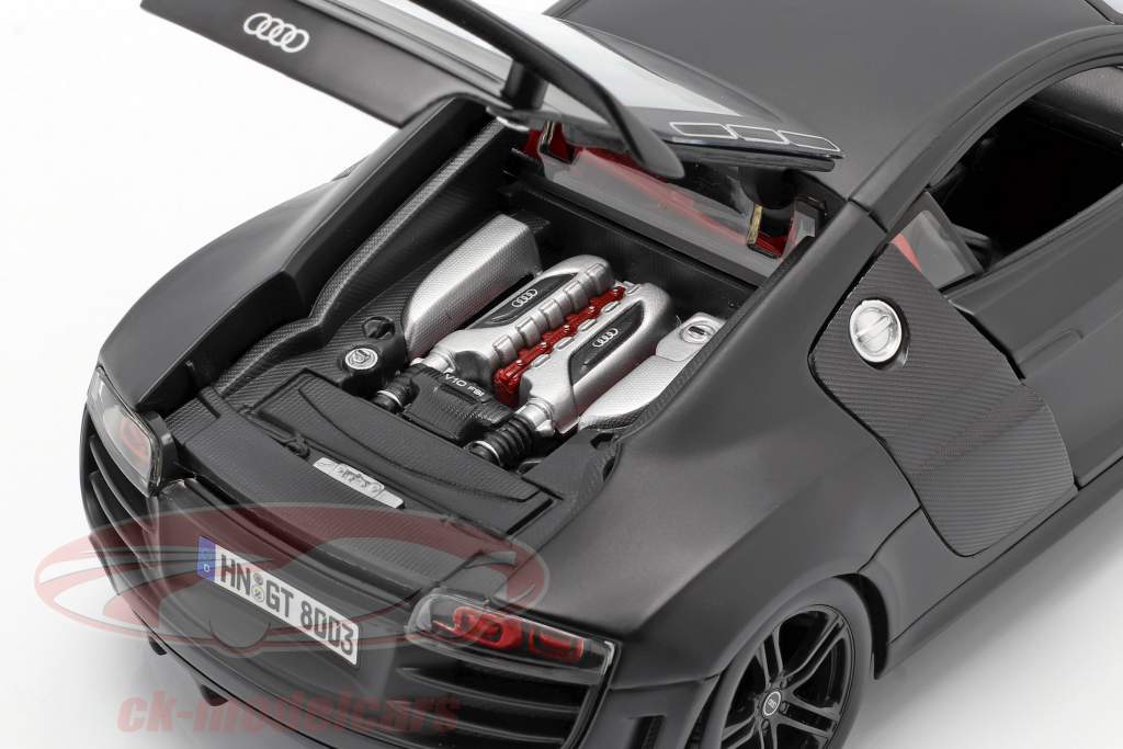 Audi R8 GT mat black 1:18 Maisto