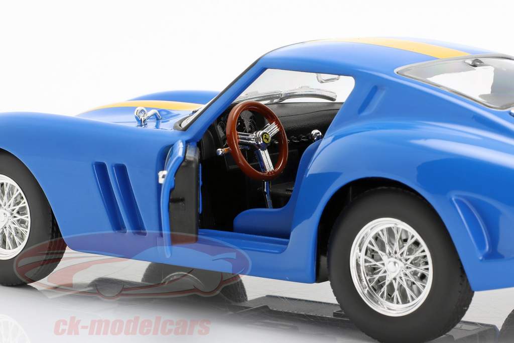 Bburago 1:24 Ferrari 250 GTO #112 ブルー / 黄色 18-26305