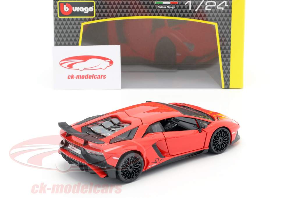 Lamborghini Aventador LP 750-4 SV rood 1:24 Bburago