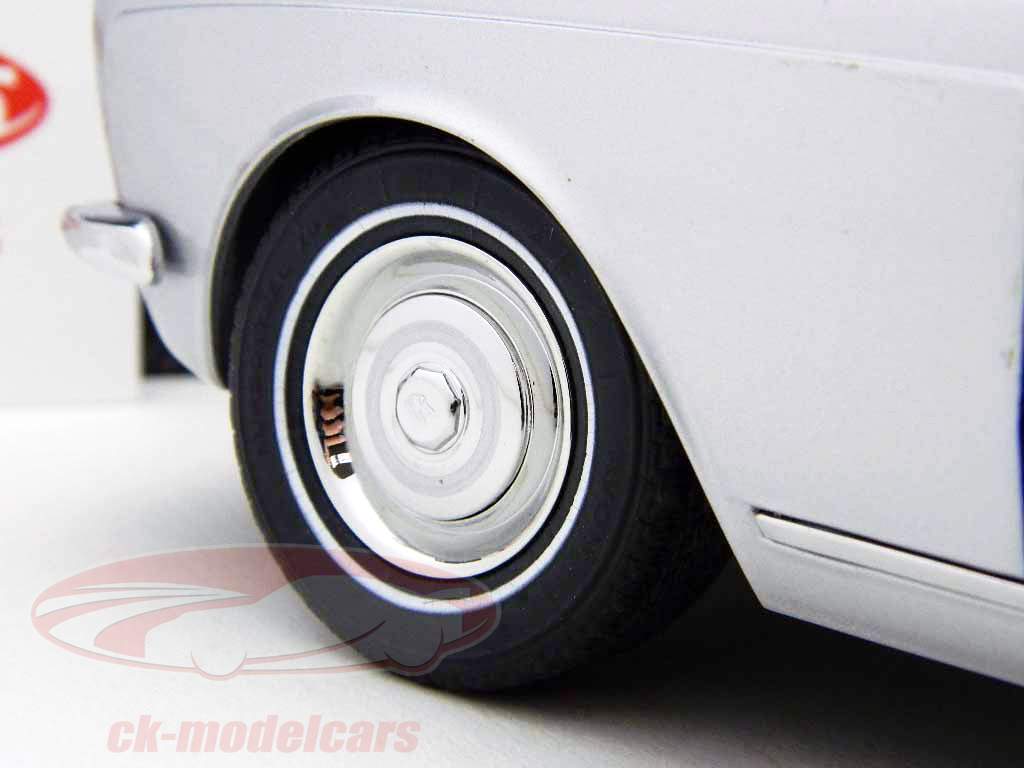 Rolls Royce Silver Shadow RHD Coupe ano 1971 prata / prata 1:18 Paragon Modelos