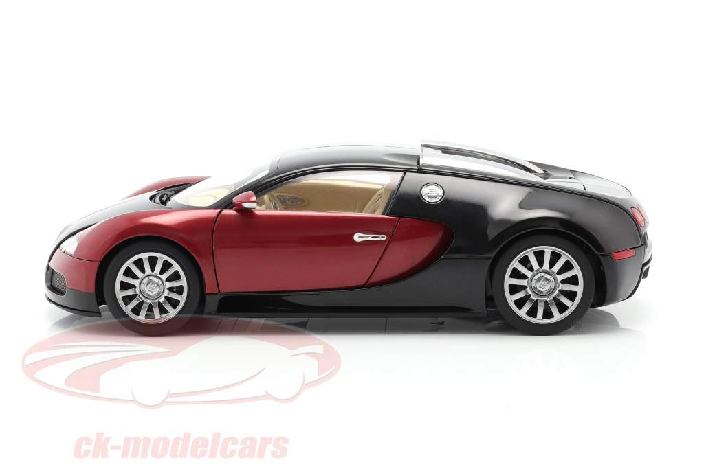 Bugatti EB 16.4 Veyron année de construction 2006 noir / pourpre 1:18 AUTOart