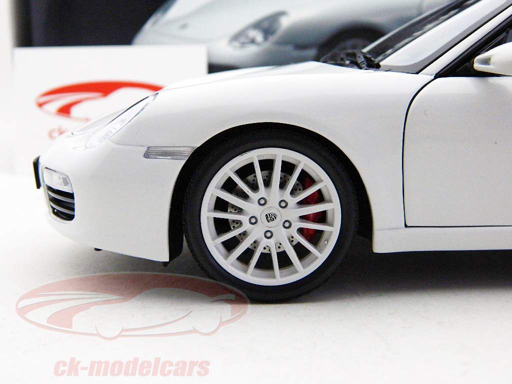 Kyosho 1:18 Porsche Boxster S white 08382W model car 08382W